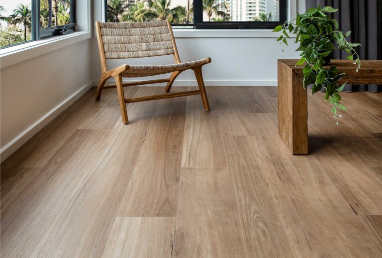 ResiPlank Hybrid | New England Blackbutt - Terra Mater Floors